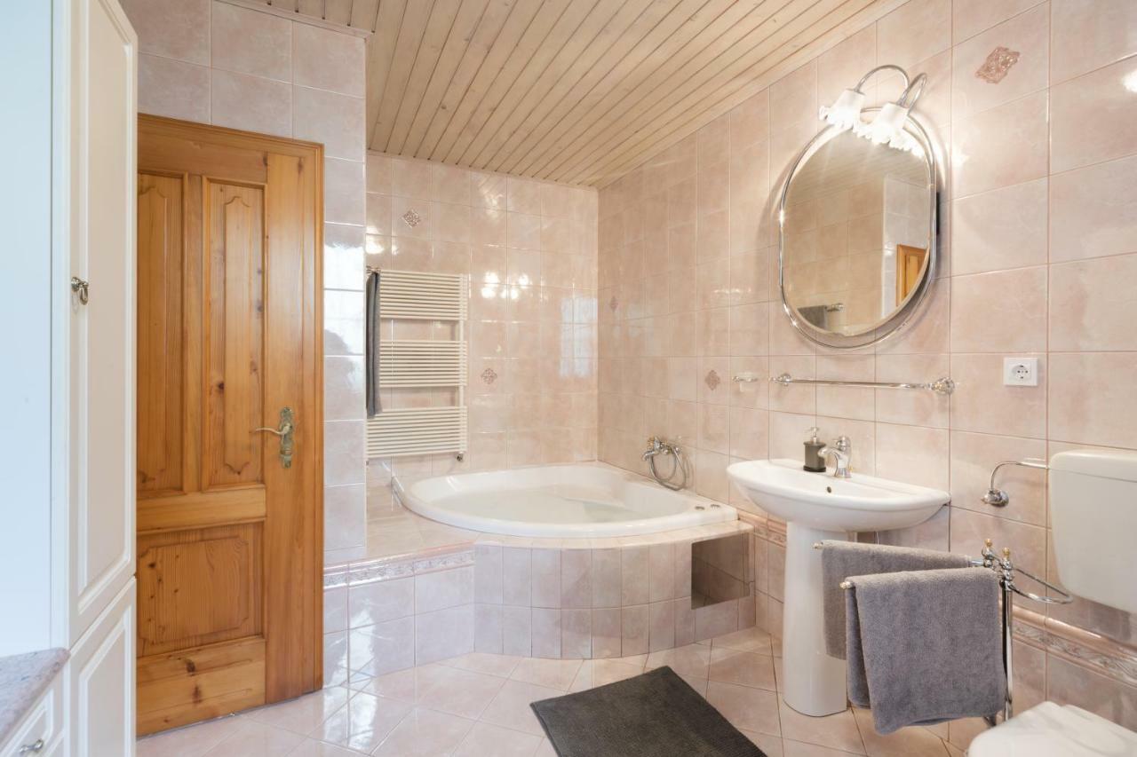 Vila Grad Bled - Sauna&Hot tub Exteriör bild